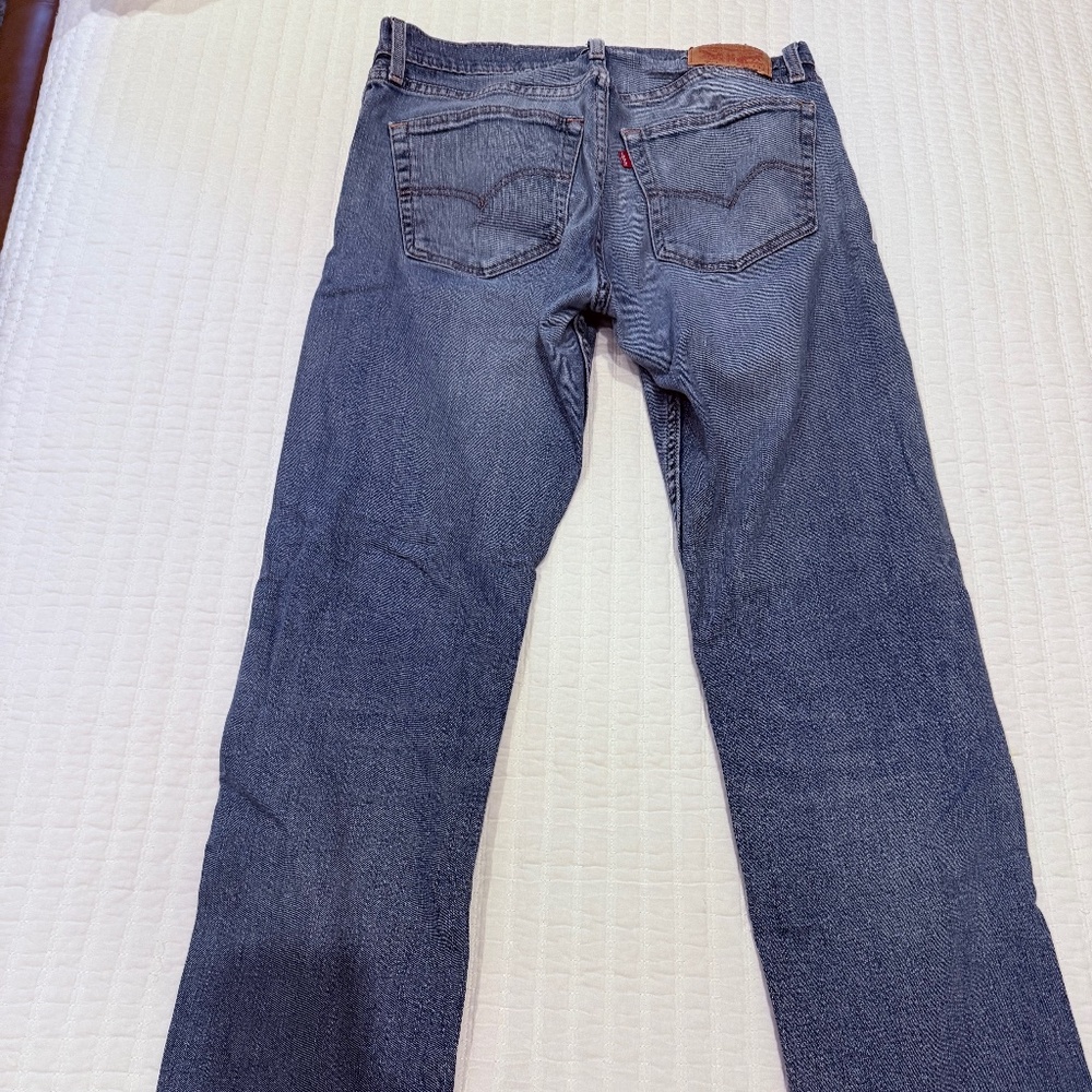 Levis 505 jeans